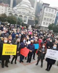 CHP Rize il örgütü hükümetin yeni yılda yaptığı zamları protesto