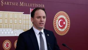 Kültür ve Turizm Bakan Yardımcısı Nadir Alpaslan’ın üç yerden aldığı