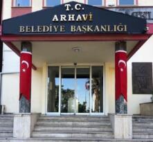 Arhavi belediye başkanı Kurdoğlu 2 müdürü açığa aldı