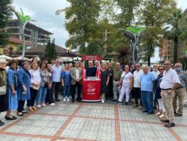 CHP Rize İl Örgütü Memişağa Parkında Aşure Dağıttı