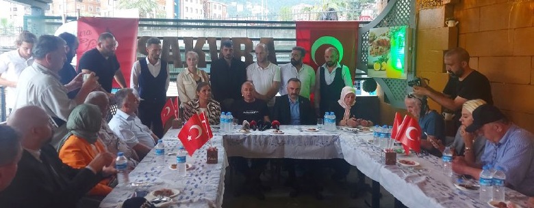 Rize’de Konuşan Özdağ: “TÜRKİYE SURİYE VE IRAK’TA YAŞANAN DAHA TAHRİP EDİCİ BİR SAVAŞLA KARŞI KARŞIYADIR” (VideoHaber)