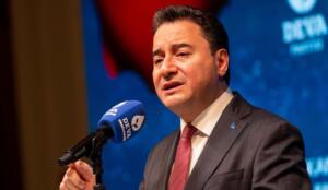 AKP’lilerden Babacan protestosu: Sen bu işin sonunu düşünmedin mi? Denizli’de