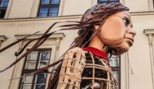 New York’a girişinde Metropolitan Opera Orkestrası ve çocuk korosunun söylediği