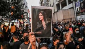İran’da Mehsa Emini’nin öldürülmesinin ardından başlayan protestolar ülke geneline yayılarak