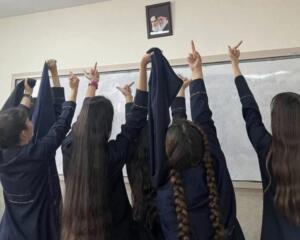 İran’da Mahsa Amini’nin şüpheli ölümü sonrasında ülkede 30’dan fazla eyalete
