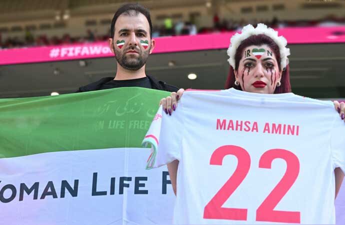 Dünya Kupası’nda ‘Mahsa Amini’ protestosu: Kadın, yaşam, özgürlük!