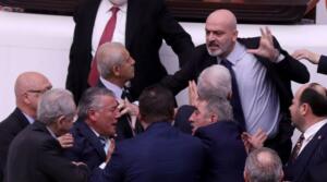AK Parti Bursa Milletvekili Zafer Işık, kendisinin gerçekleştirdiği yumruklu saldırı