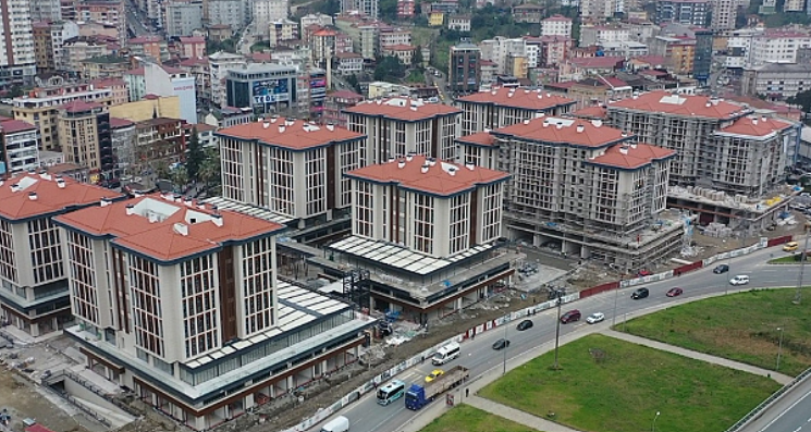 Tahsin Sancak, TOKİ’nin yaptığı yeni iş yerlerini kaleme aldı