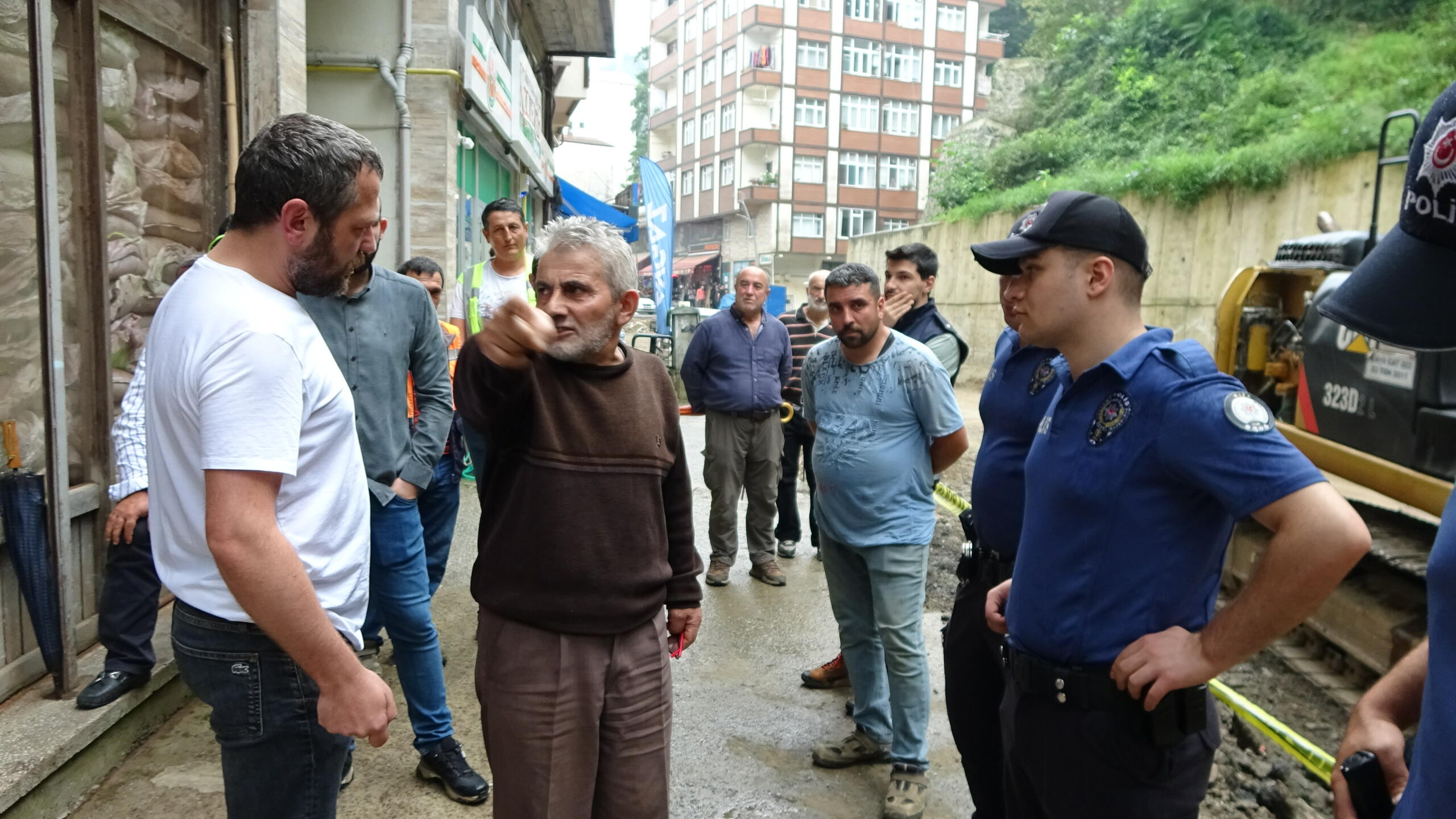 Cumhurbaşkanı Erdoğan’ın köylüsü vahdet Erdoğan “Adalet arıyorum”