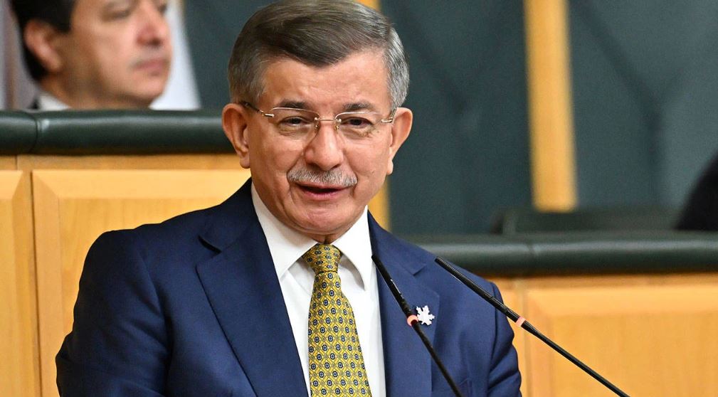 Ahmet Davutoğlu,AKP’deki çatışmayı anlattı: Erdoğan engellemesin