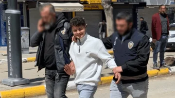 18 yaşındaki Muhammet Orhan “terör örgütüne üye olmak” suçlamasıyla tutuklandı!