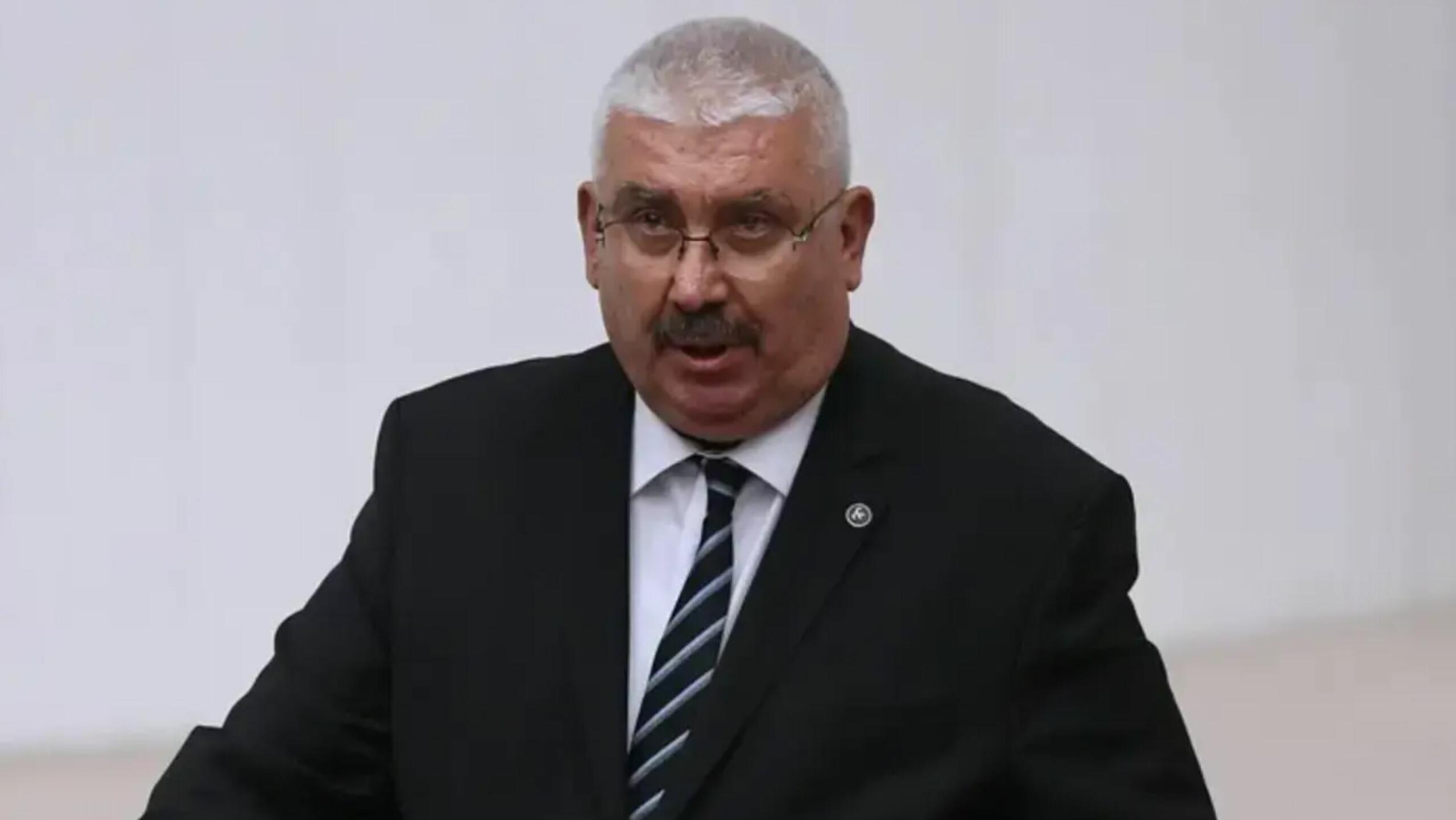 MHP Genel Başkanı Semih Yalçın,”Özgür Özel CHP’yi kıyamete sürüklüyor”