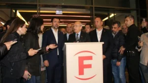 Sırrı Süreyya Önder’i ziyaret eden CHP eski Genel Başkanı Kemal