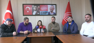 Haber: Gençağa Karafazlı (RİZE)- “Proje okullarında” öğretmenlerin kadro dışı bırakılmasına tepki gösteren