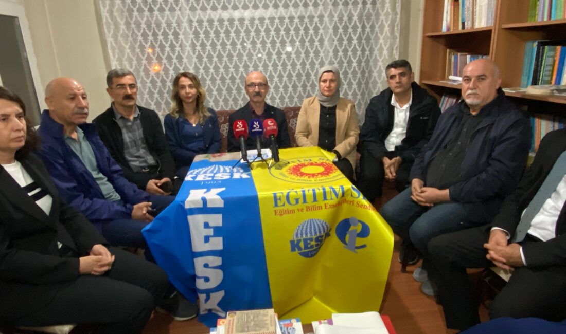 HABER: Gençağa KARAFAZLI (RİZE)- KESK, 22 Kasım’da Samsun’da düzenlenecek bölge