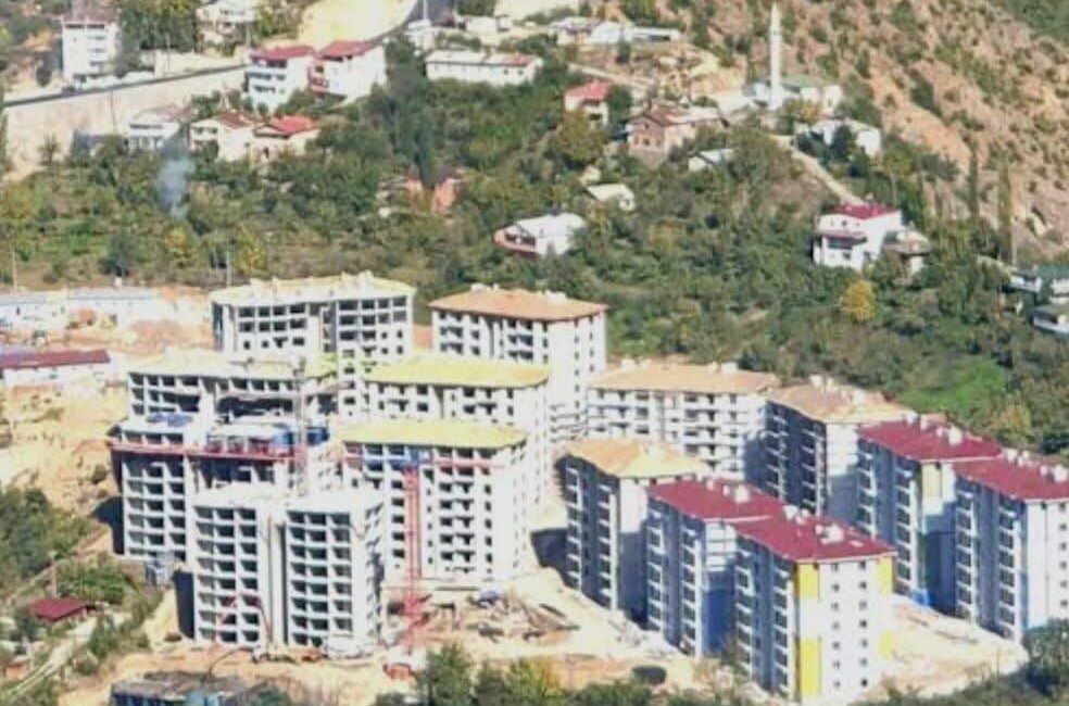 ARTVİN’DE TOKİ KRİZİ! Artvin’de TOKİ Krizi: Hak Sahipleri Yıllardır Belirsizlik