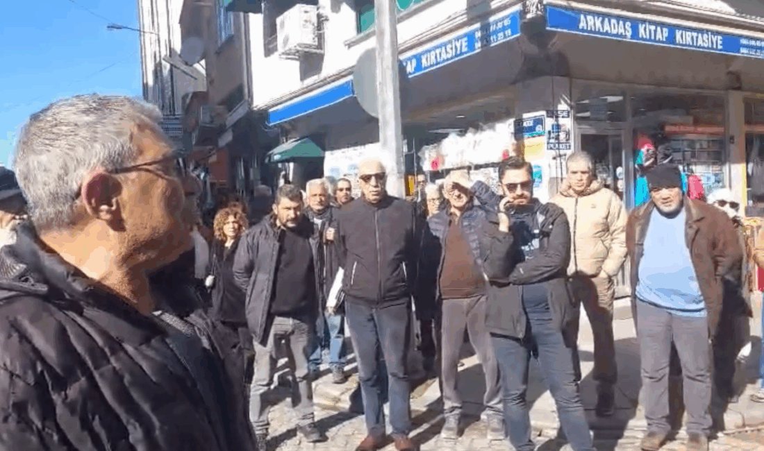 Ezilenlerin Sosyalist Partisi’ne yönelik gözaltı ve tutuklamalar Fındıklı’da protesto edildi