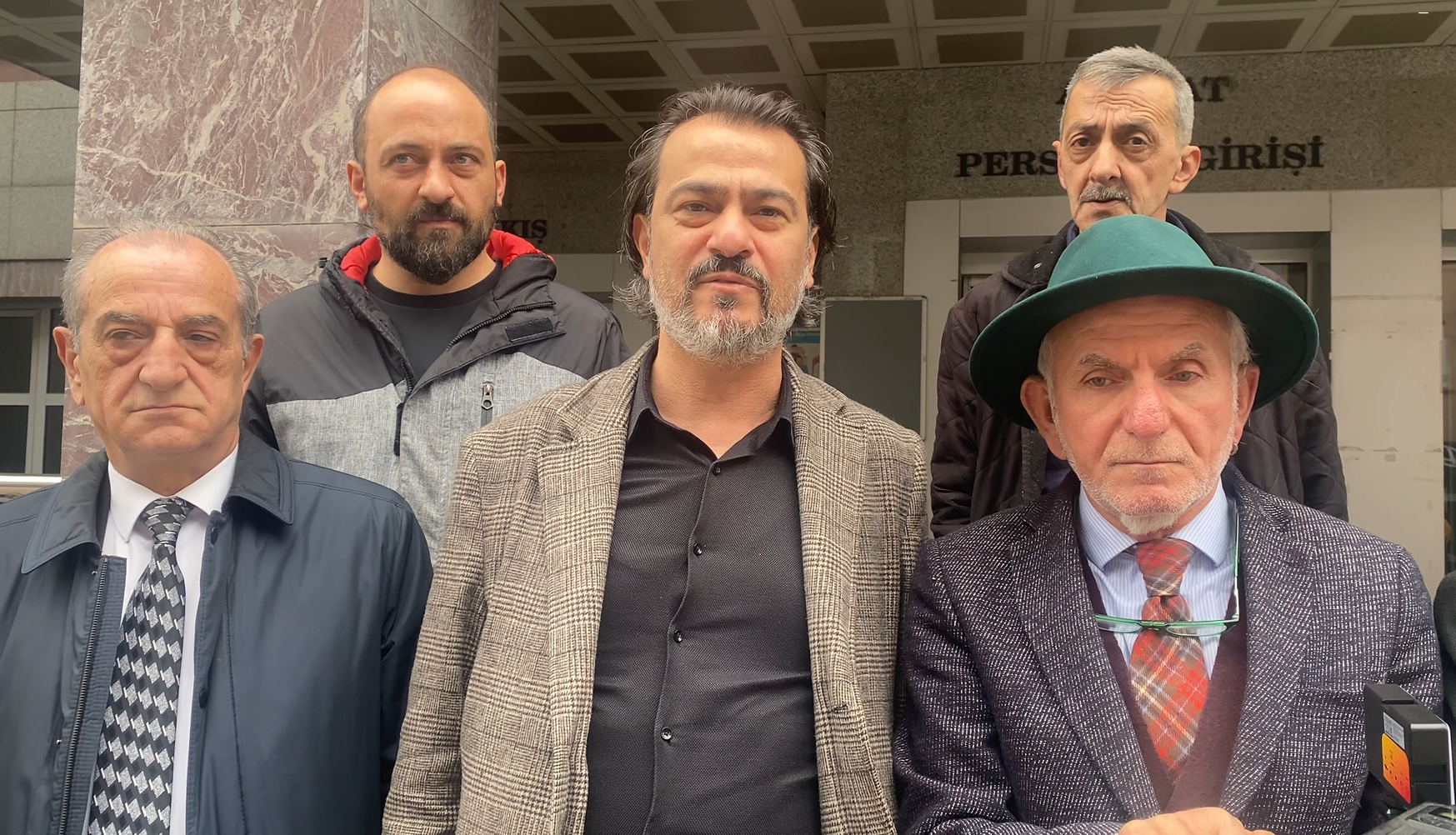 Tuvalet Haberi Yargıda: Gazeteciler Hakim Karşısında HABER: Selda KARAFAZLI (RİZE)