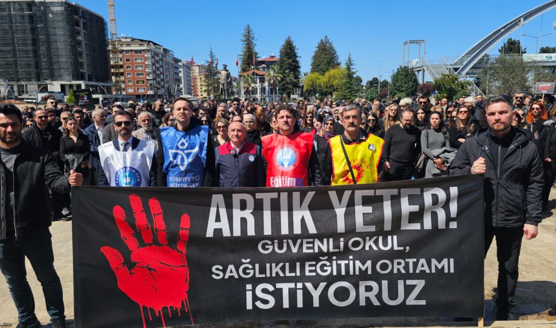 HABER MERKEZİ – Sivereg’te lisede yaşanan saldırıya karşı Eğitim Sen