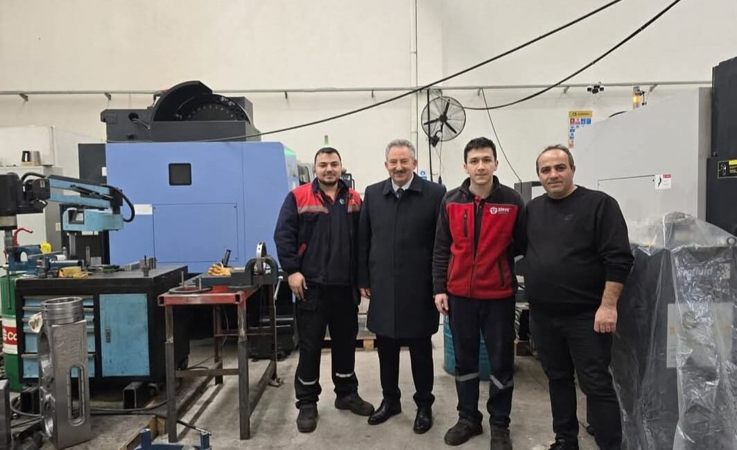 “Madene Karşıyım” Diyordu… AKP’li Başkanın Şirketle Fotoğrafları Tepki Çekti Haber:
