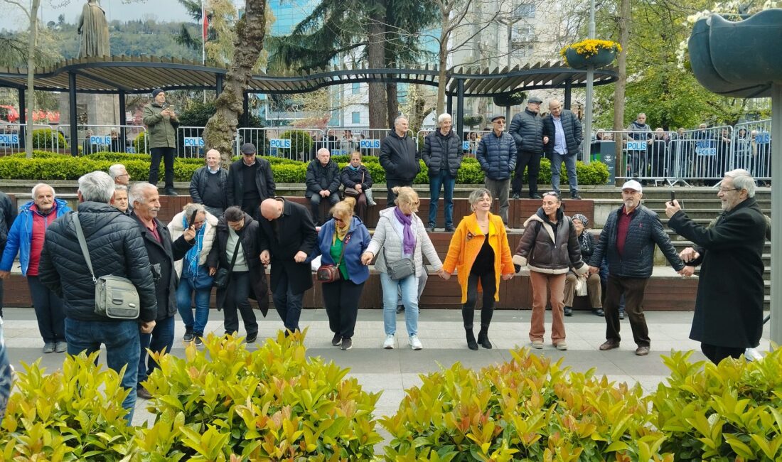 TRABZON/MERSİN – Karadeniz’in farklı illerinden Trabzon’a ve Akdeniz illerinden Mersin’e gelen