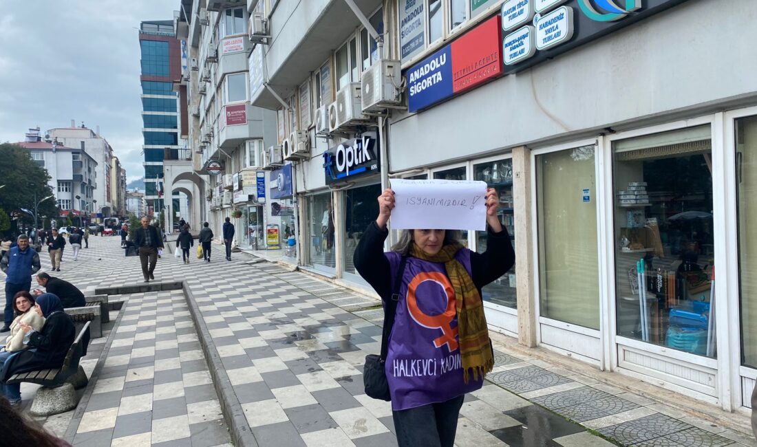“İlayda Zorlu’nun Ölümü: Devlet Şiddeti ve Baskı İddiaları Hopa’da Protesto