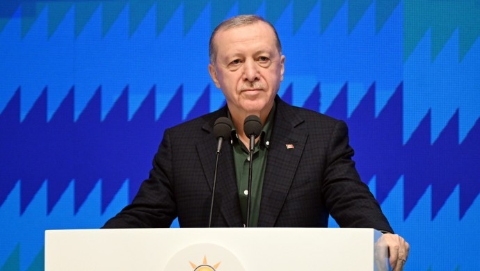 HABER MERKEZİ – Cumhurbaşkanı Tayyip Erdoğan da Amedspor’u tebrik eden siyasetçilerden