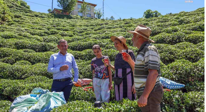 CHP Genel Başkanı Özgür Özel, Rize’de düzenlenen “Millet İradesine Sahip