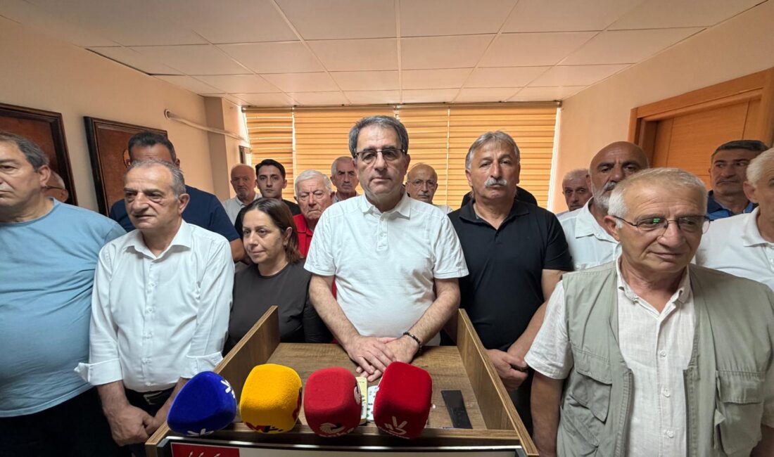 Haber: Selda KARAFAZLI Görüntü:Gençağa KARAFAZLI (RİZE)- Butlan kararının ardından CHP