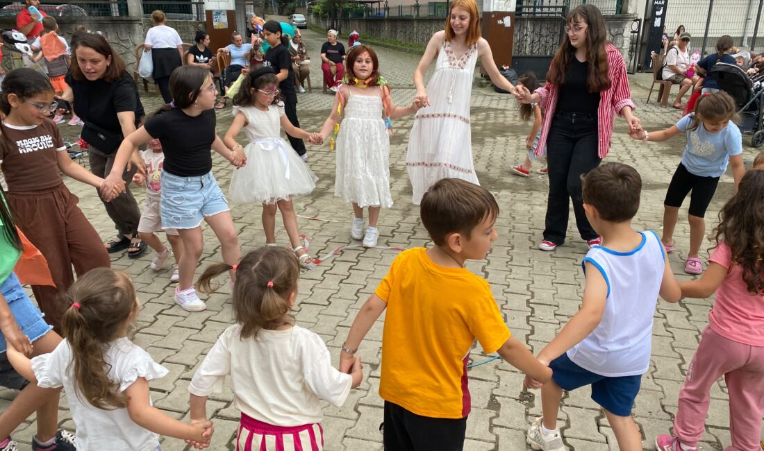 Hopa’nın Yeni Kaymakamı Göreve Yasaklamalarla Başladı: Çocuk Şenliğine Engelleme Tepki