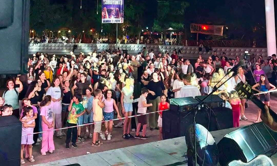 21. Halkevleri Kemalpaşa Halk Festivali, müzikten panele, geleneksel tavla turnuvasından