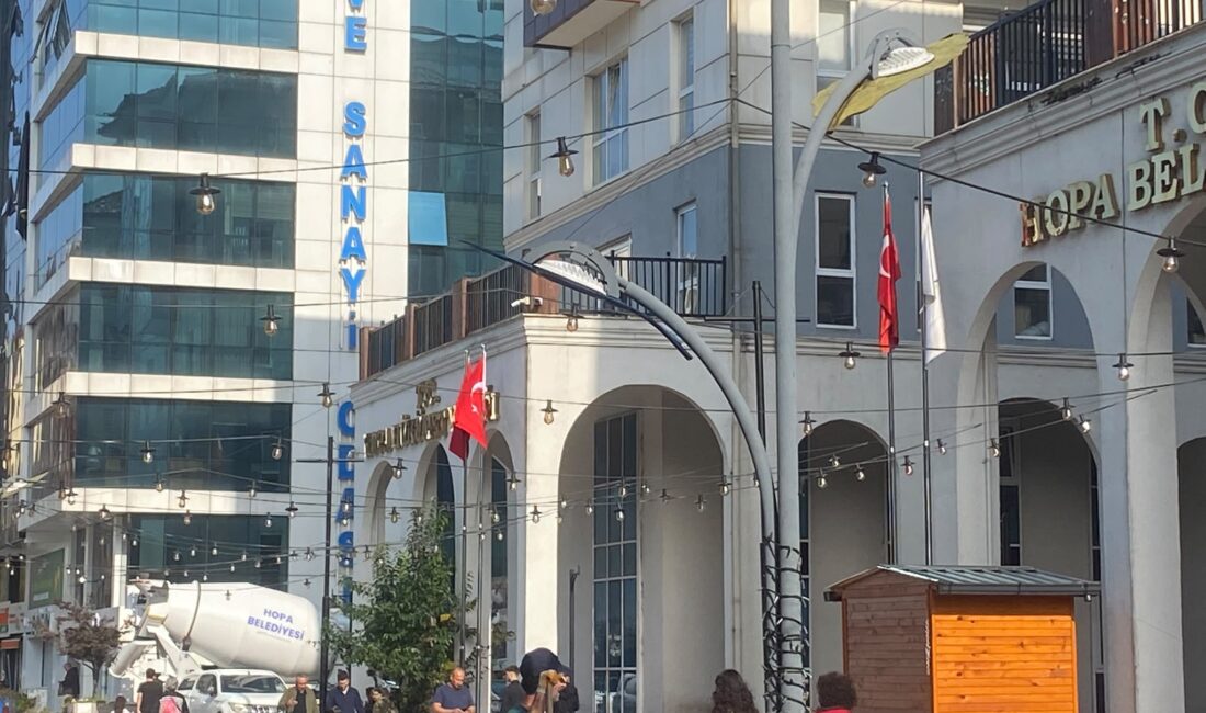 (ARTVİN)-Hopa Belediyesi’nden Artvin’in Doğasını Koruma Mücadelesine Destek: Hibe Edilen Beton
