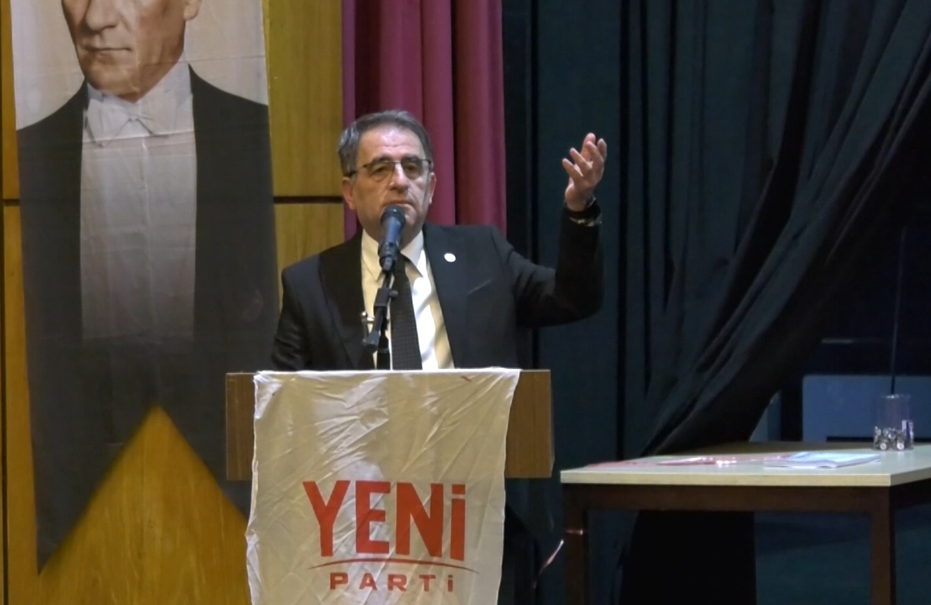 HABER:GENÇAĞA KARAFAZLI GÖRÜNTÜ:ÖZLEM EMİR (RİZE)- YENİ PARTİ Rize İl Kongresi’nde